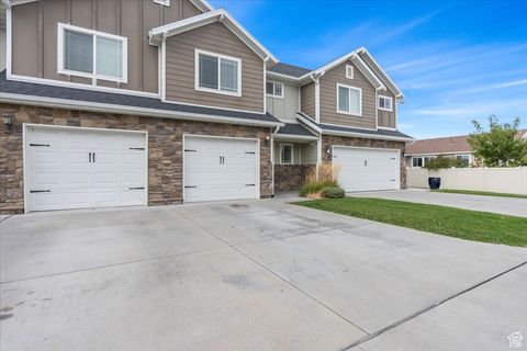 Tiny photo for 1142 W 2050 S, Syracuse, UT 84075 (MLS # 2117589)