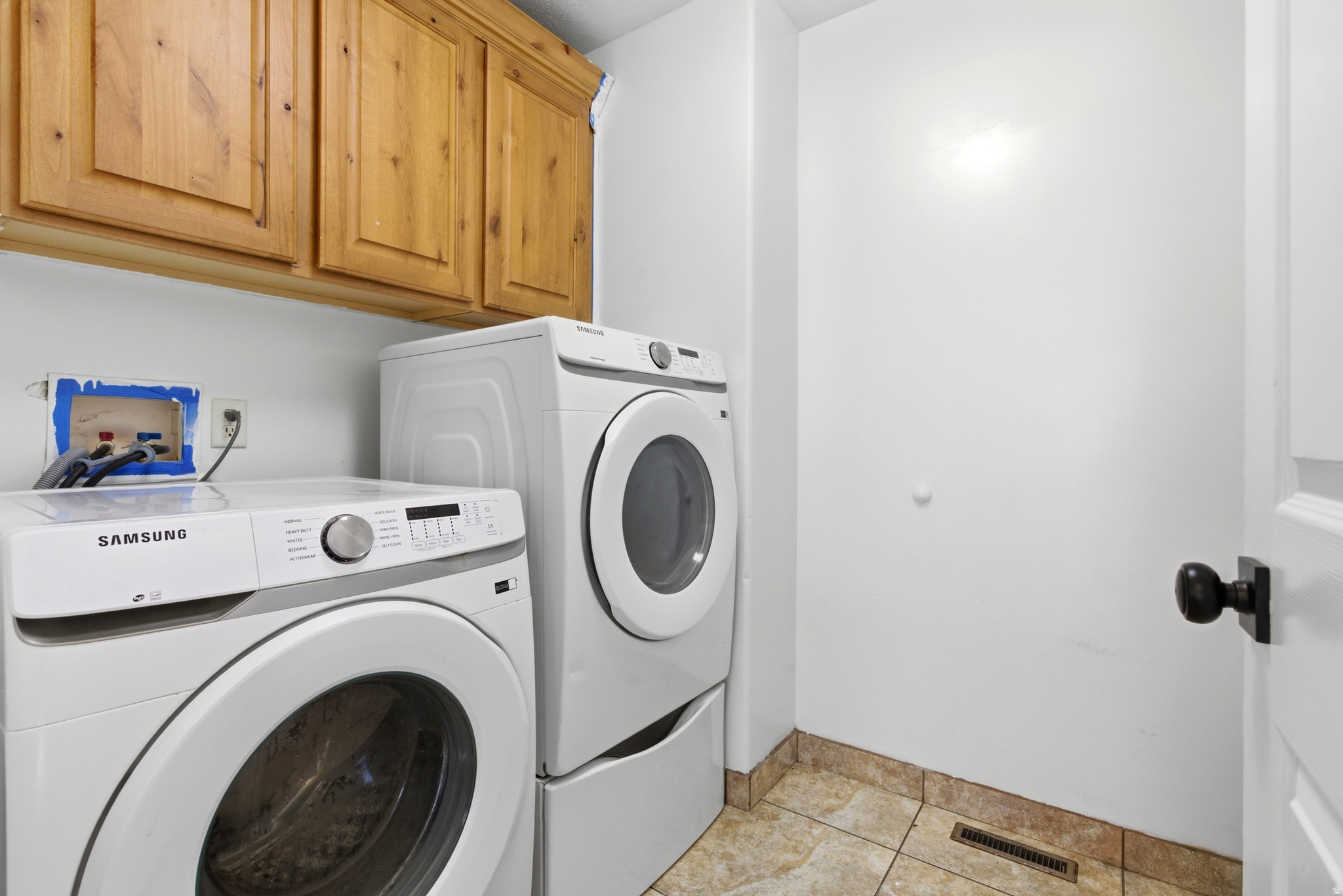 HUNTER VILLAGE PHASE 1 PLAT 3 - Residential