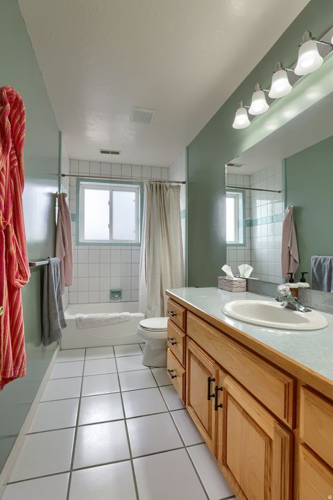 Tiny photo for 5708 S 950 E, South Ogden, UT 84405 (MLS # 2169779)