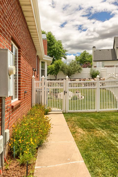 Tiny photo for 5708 S 950 E, South Ogden, UT 84405 (MLS # 2169779)