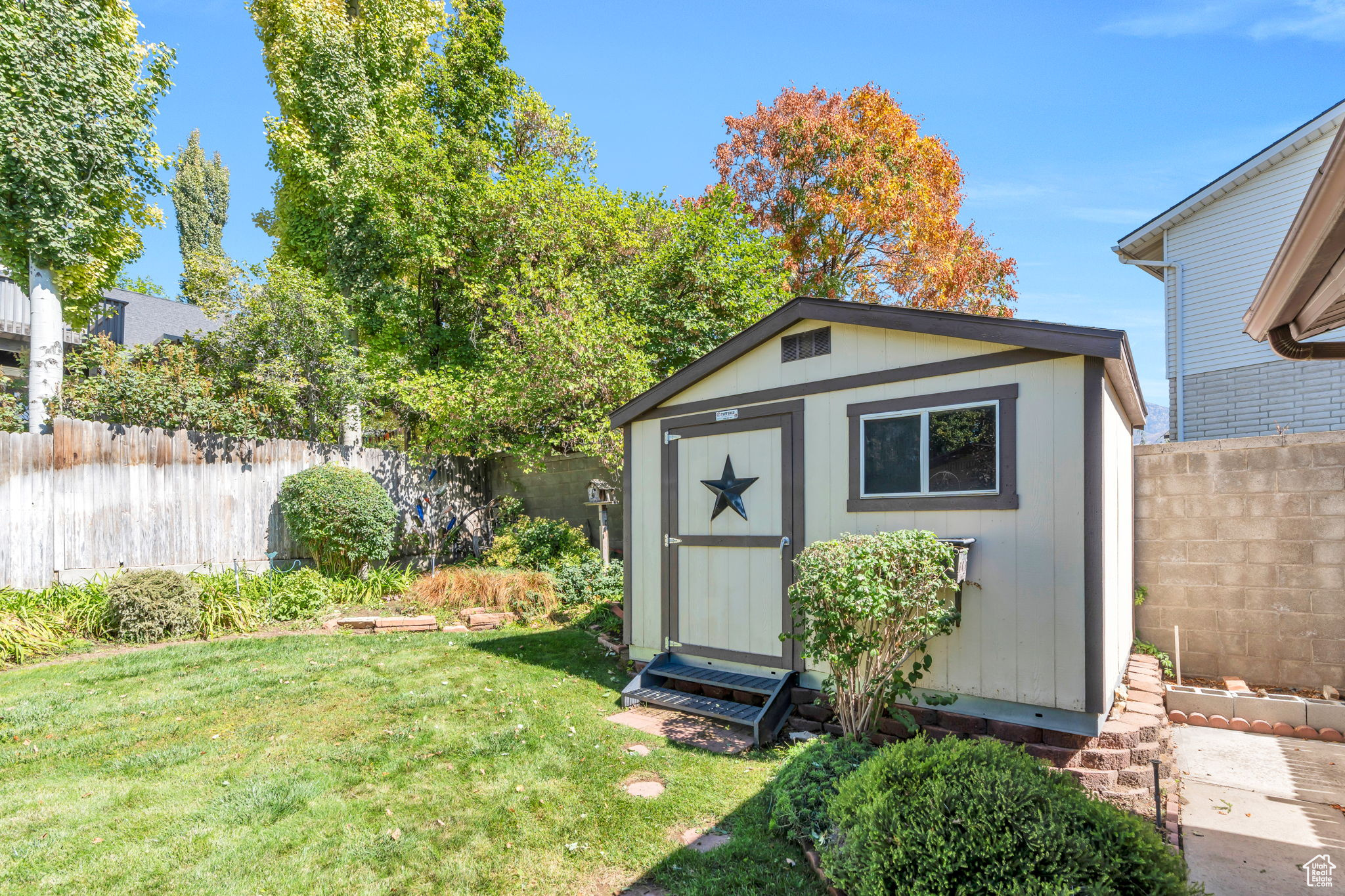 WOODCREST HEIGHTS - Residential