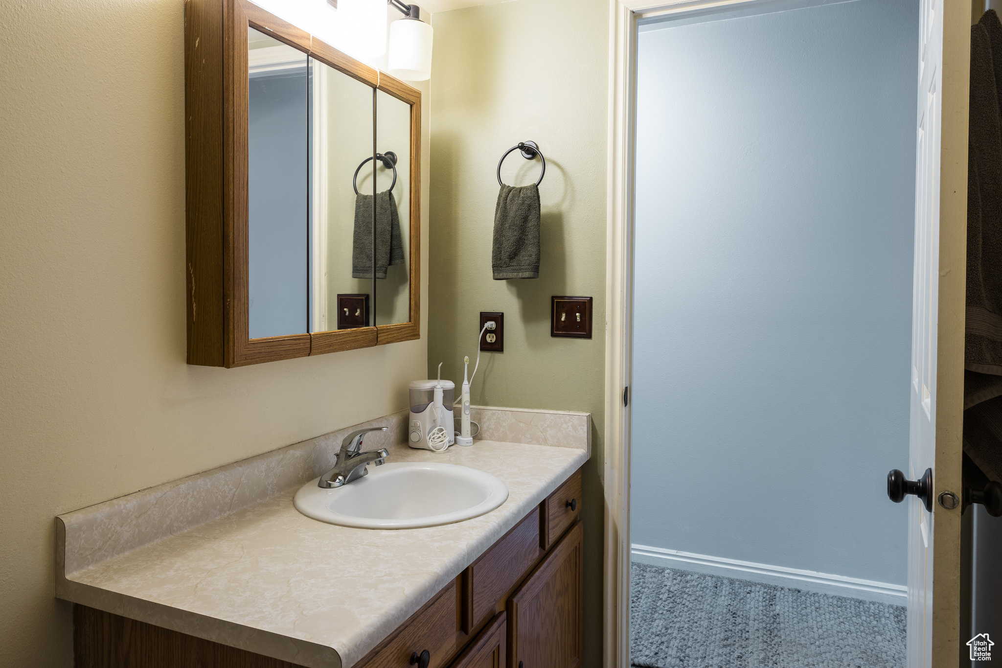 American Fork, Utah 84003, United States, 4 Bedrooms Bedrooms, ,2 BathroomsBathrooms,Residential,Active,170875