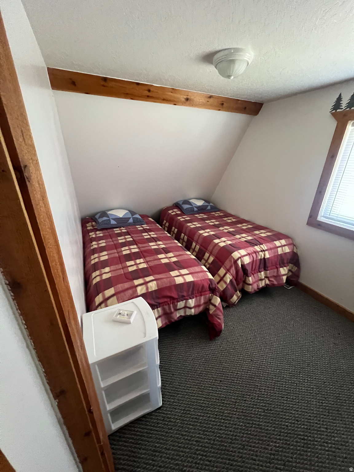 HARDWARE PARK MOUNTAIN ESTATES - Land