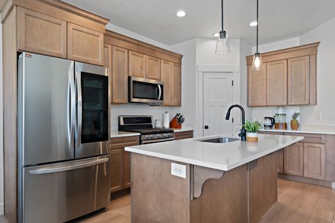 Tiny photo for 2005 N 4260 W, Lehi, UT 84043 (MLS # 2125826)