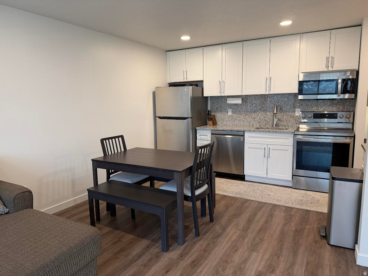 SWEETWATER PARK / IDEAL BEACH - Residential