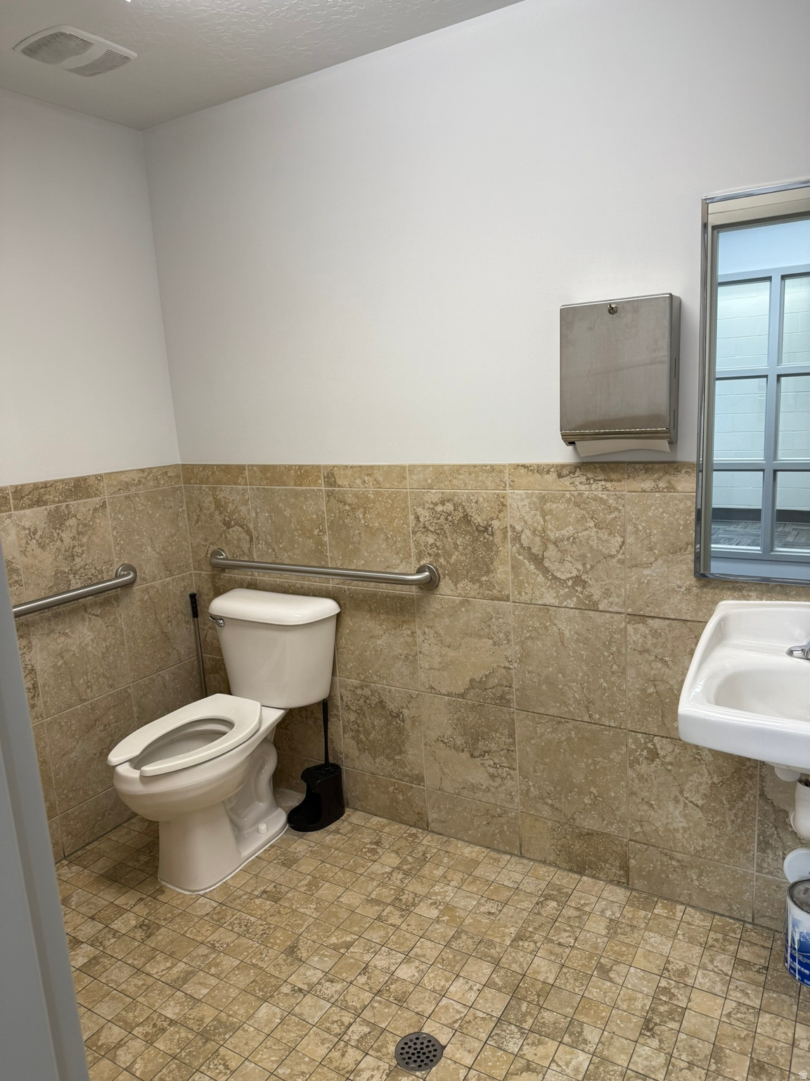 AF9 CONDO - Commercial Lease
