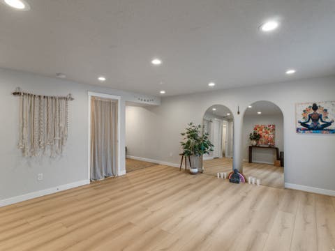 Tiny photo for 1053 BLACKSTONE DR, Fruit Heights, UT 84037 (MLS # 2178880)