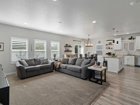 Tiny photo for 1053 BLACKSTONE DR, Fruit Heights, UT 84037 (MLS # 2178880)
