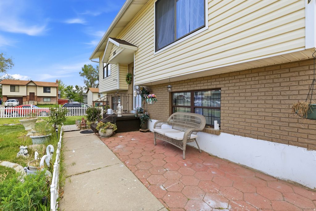 Photo of 5867 S 2900 W, Roy, UT 84067 (MLS # 2153528)