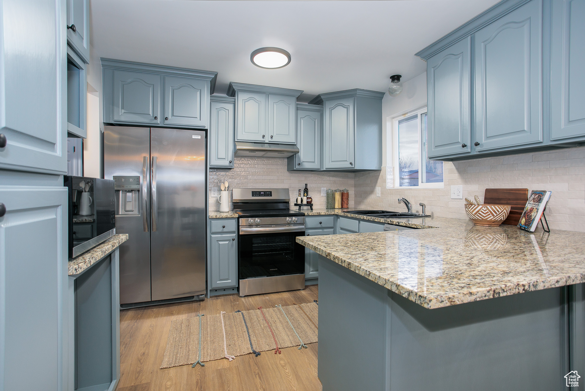 3656 N Kentucky Cir, West Jordan, Utah image 2
