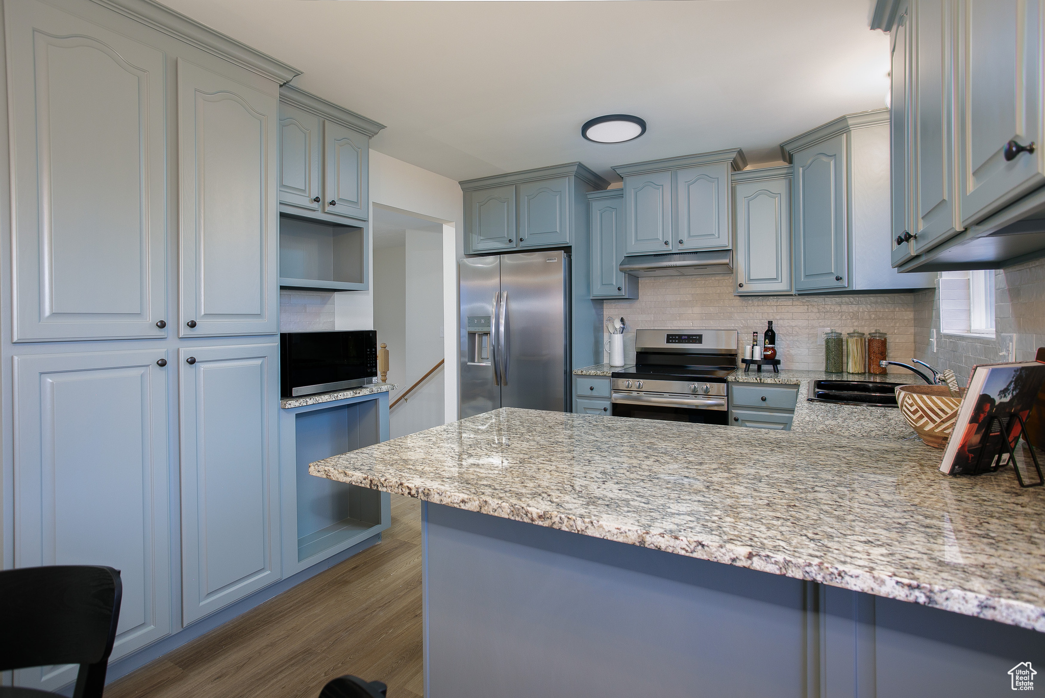 3656 N Kentucky Cir, West Jordan, Utah image 4