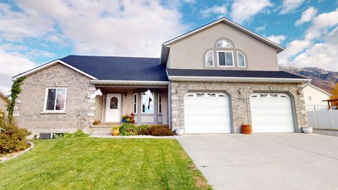 Photo of 577 S 500 E, Santaquin, UT 84655 (MLS # 2120126) Photo of 577 S 500 E, Santaquin, UT 84655 (MLS # 2120126)