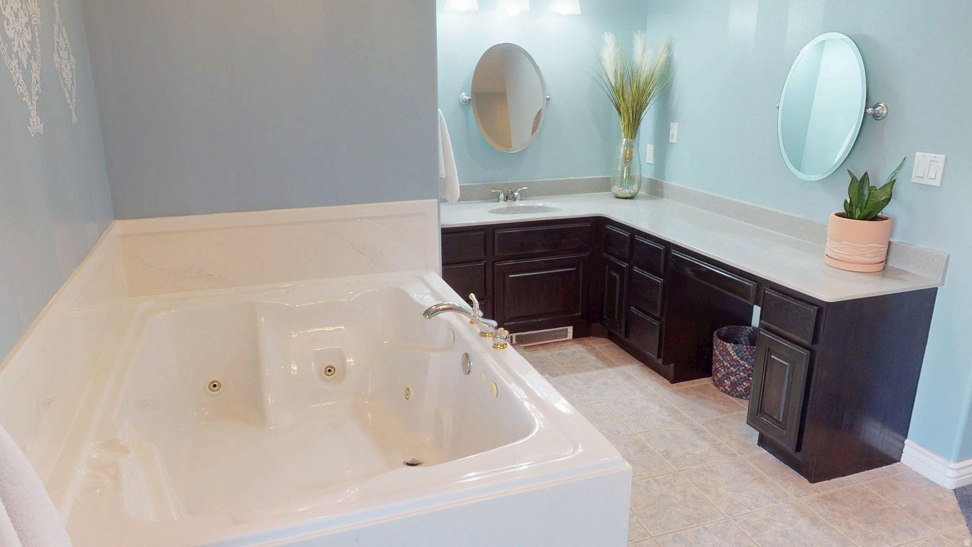 EAST BENCH - Residential