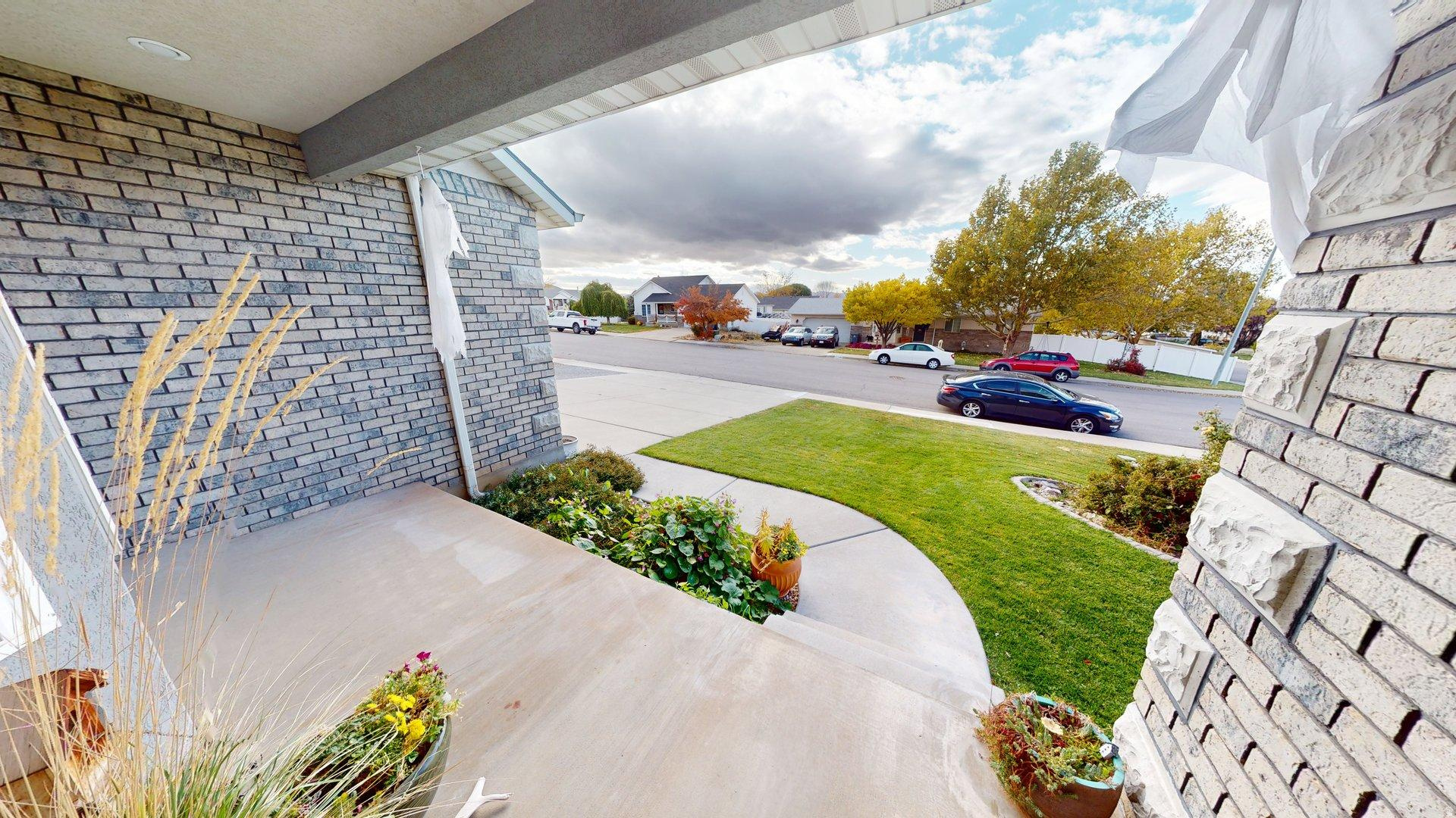 EAST BENCH - Residential