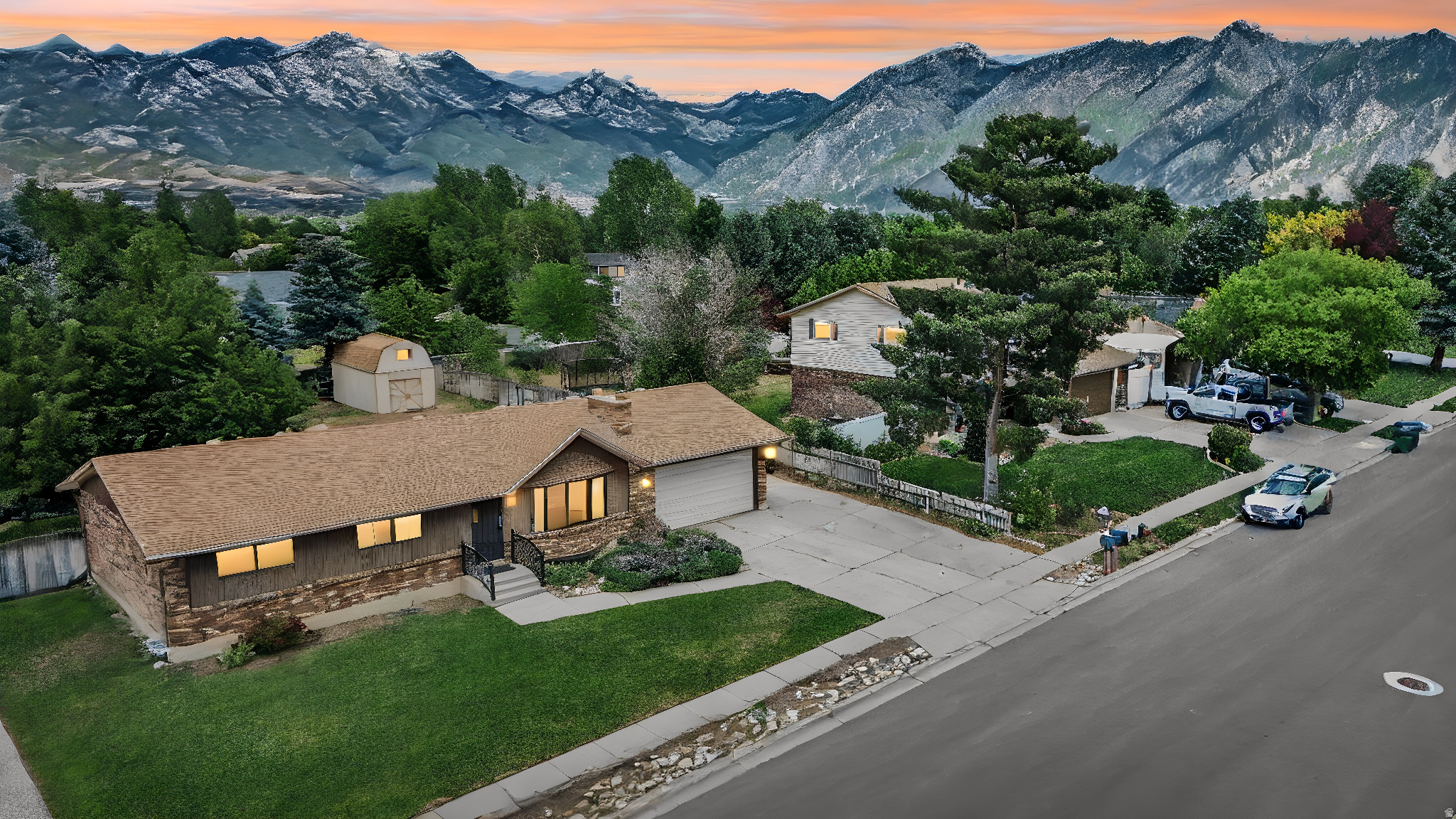 BROADLEAF PARK - Residential