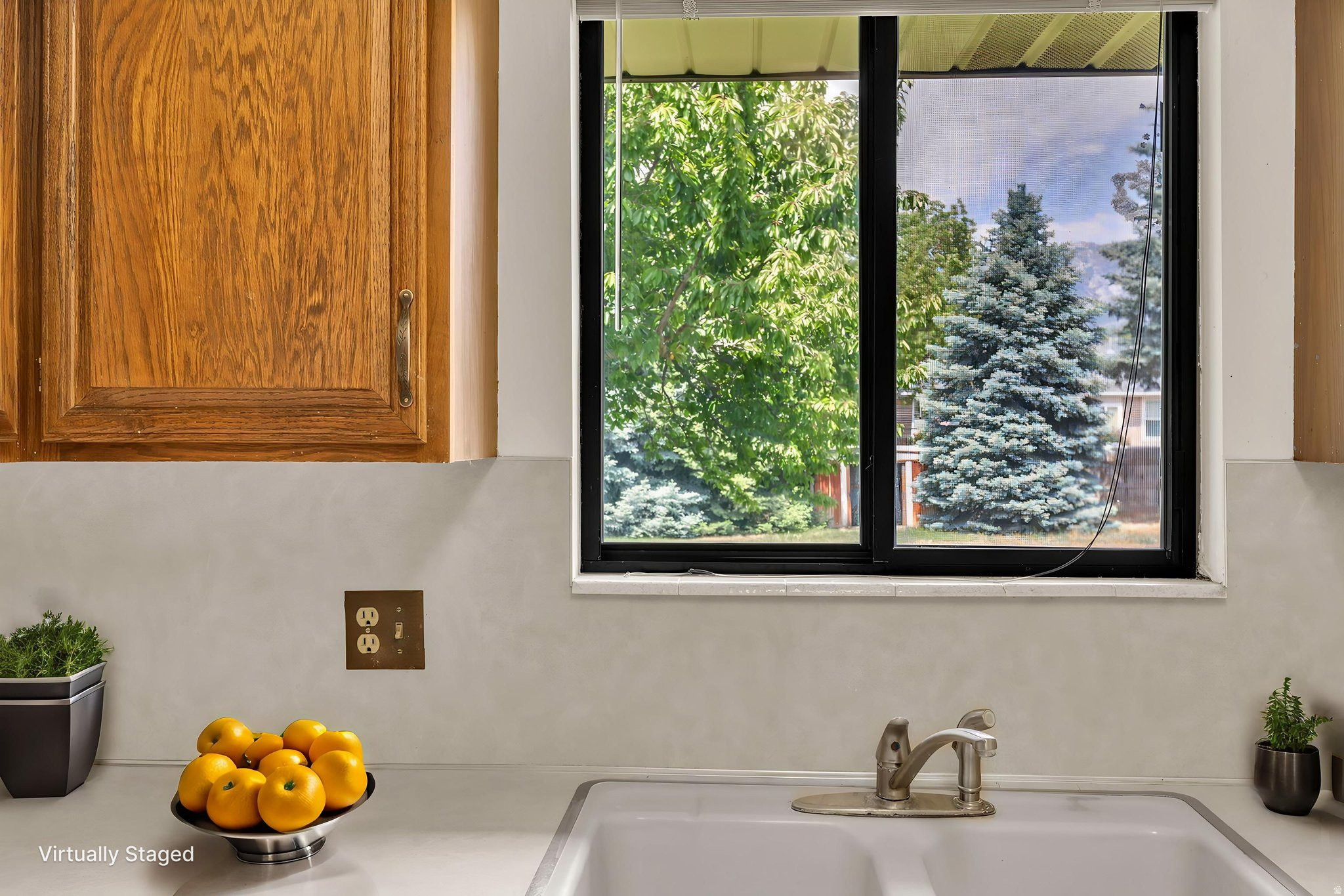 BROADLEAF PARK - Residential