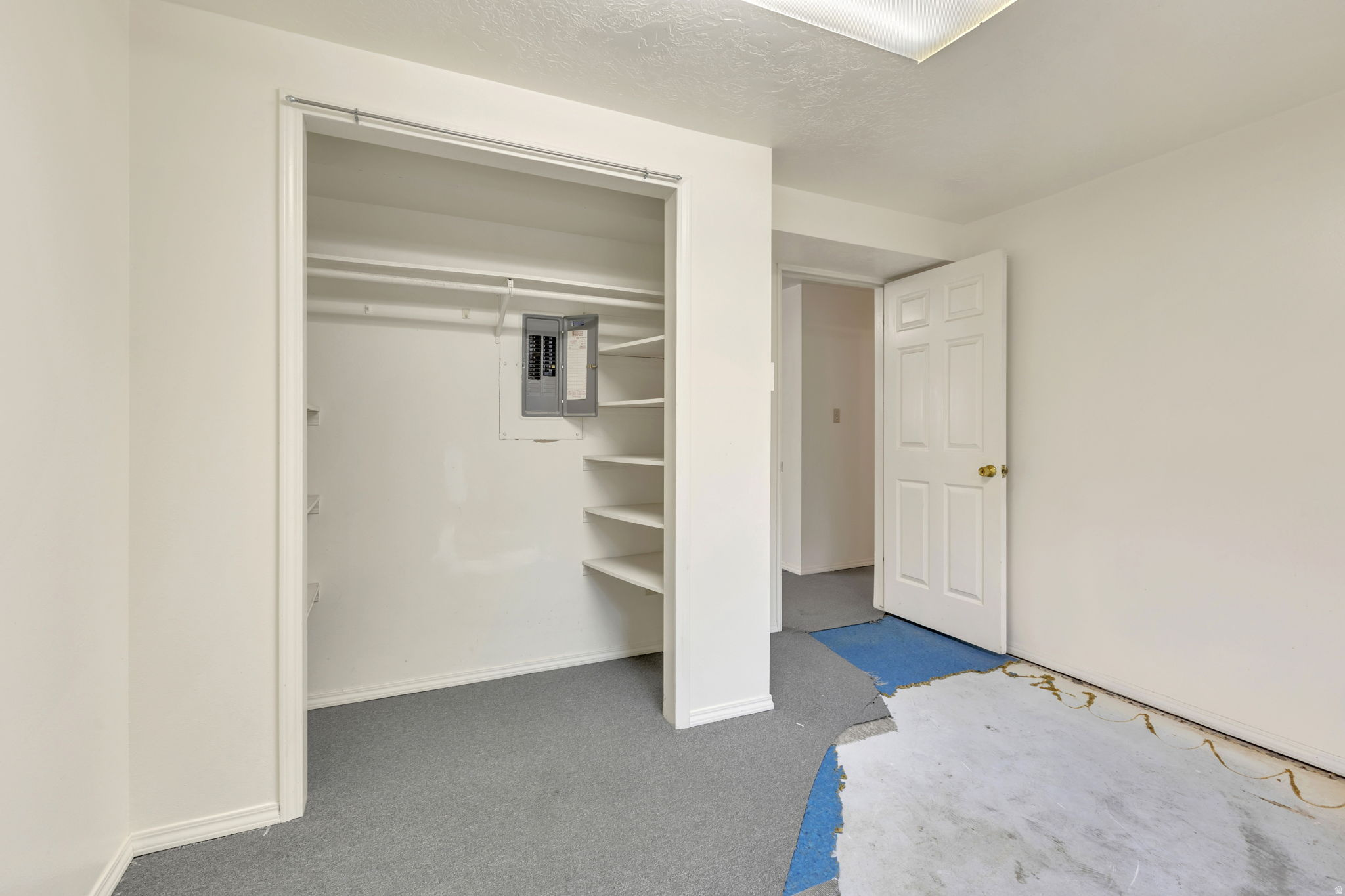 BROADLEAF PARK - Residential