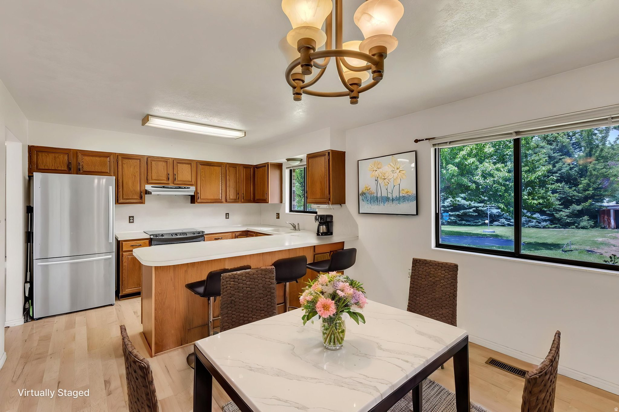 BROADLEAF PARK - Residential
