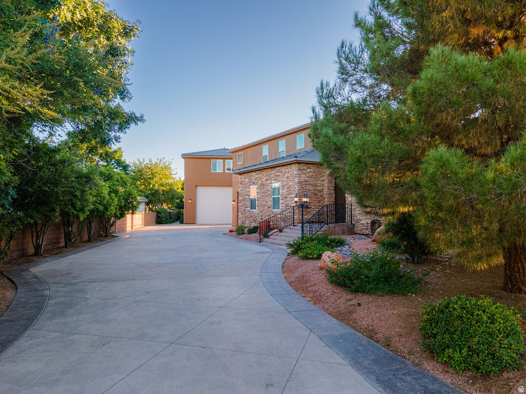 PINE VIEW ESTATES - Residential