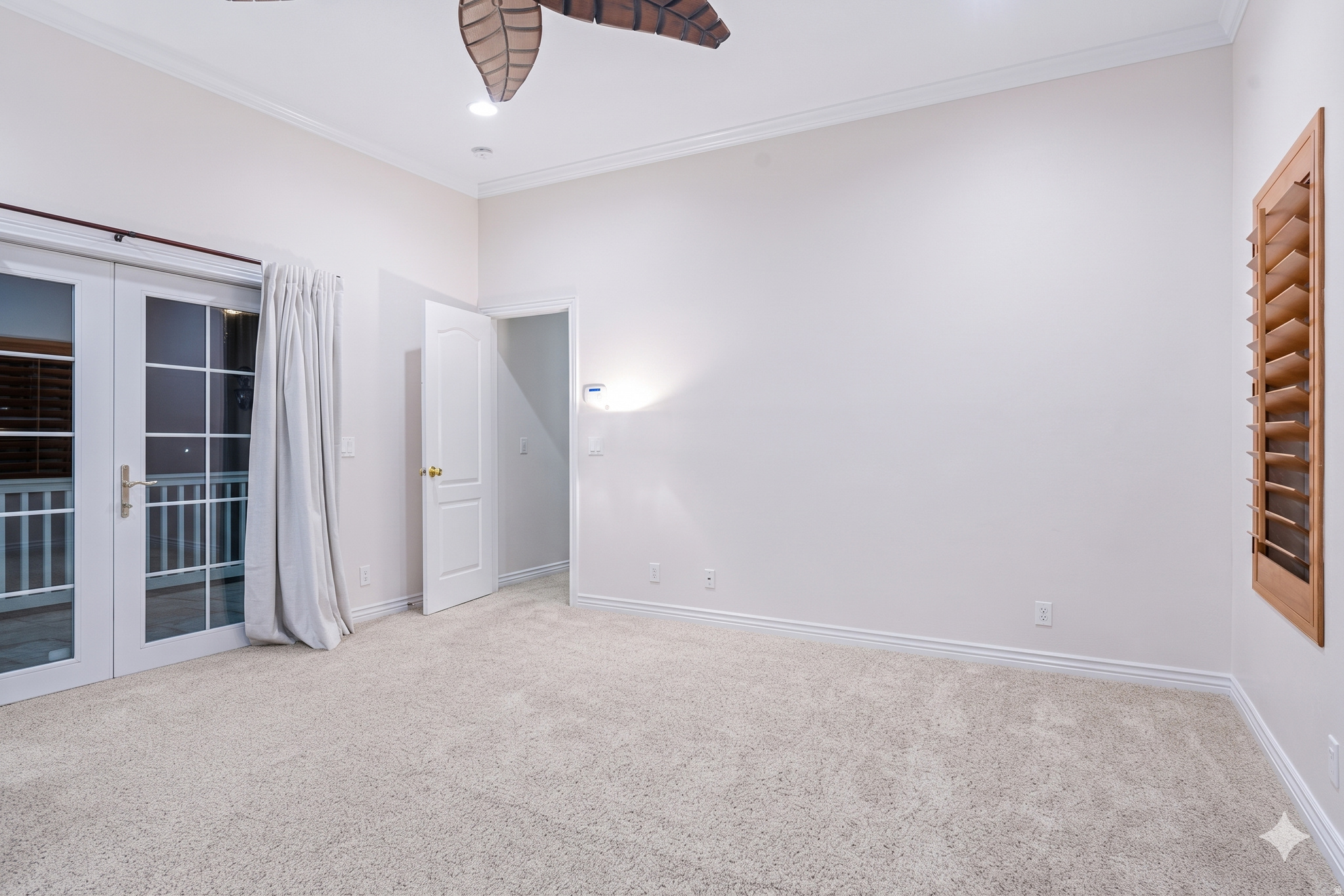 PINE VIEW ESTATES - Residential