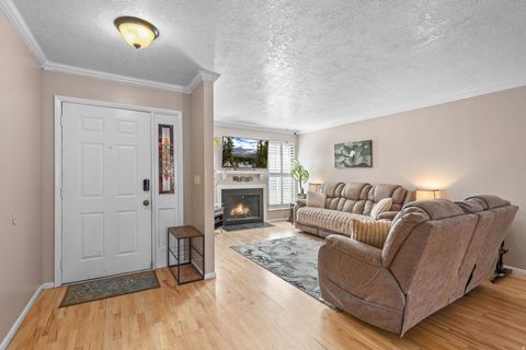 Tiny photo for 1312 E 2025 S, Ogden, UT 84401 (MLS # 2137674)
