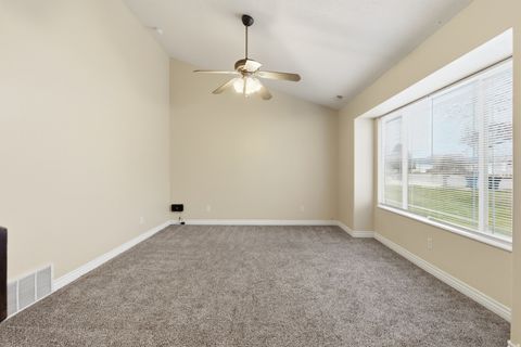 Tiny photo for 609 W SADDLEBROOK DR S, Payson, UT 84651 (MLS # 2141574)