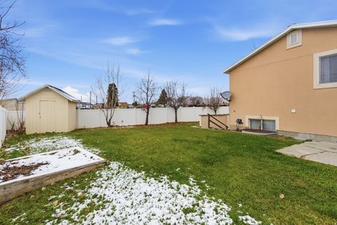 Tiny photo for 609 W SADDLEBROOK DR S, Payson, UT 84651 (MLS # 2141574)