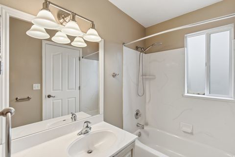 Tiny photo for 609 W SADDLEBROOK DR S, Payson, UT 84651 (MLS # 2141574)