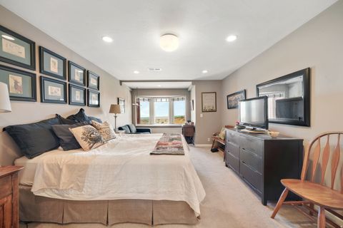 Tiny photo for 850 S DONNER WAY #403, Salt Lake City, UT 84108 (MLS # 2134387)
