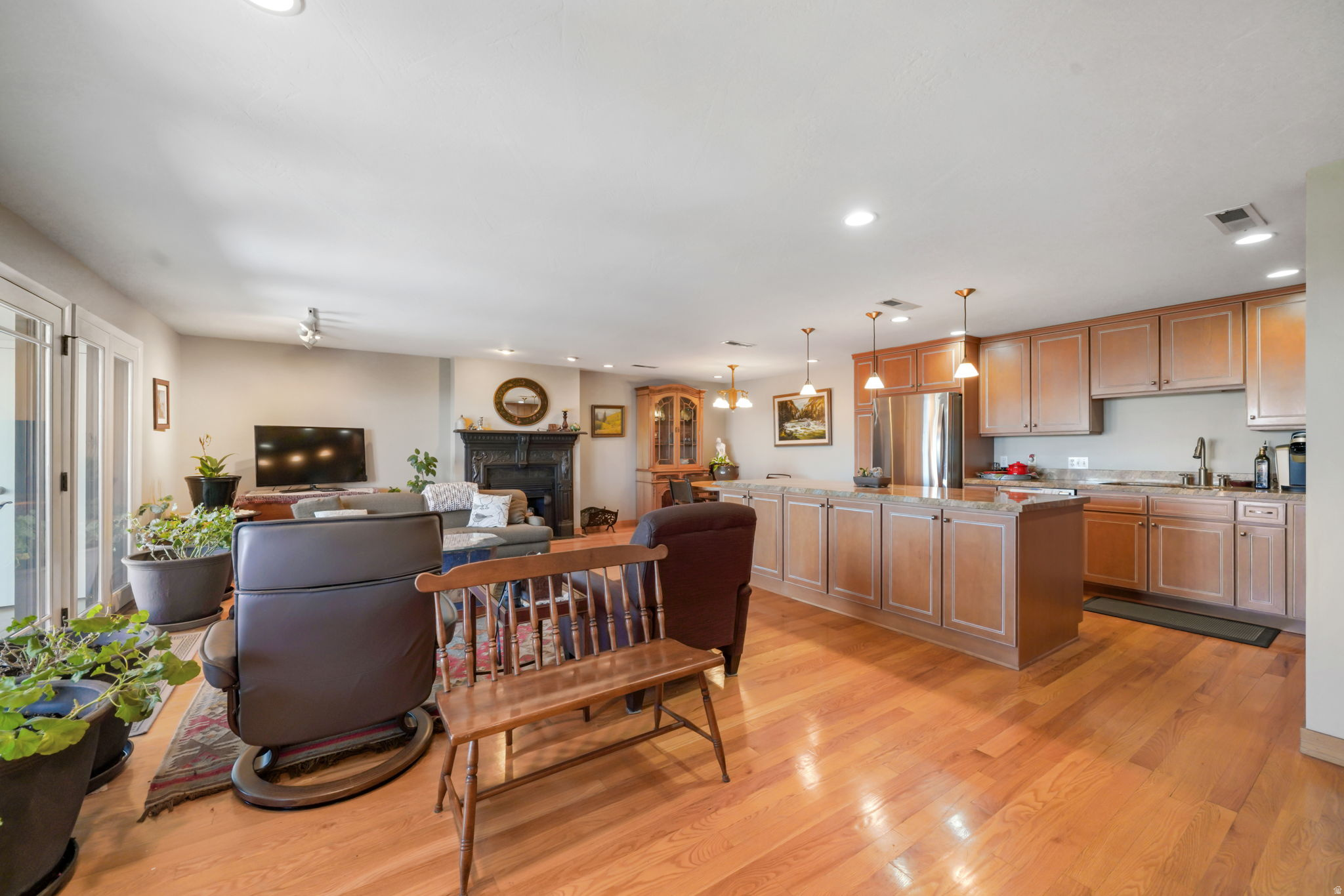 DONNER CREST - Residential