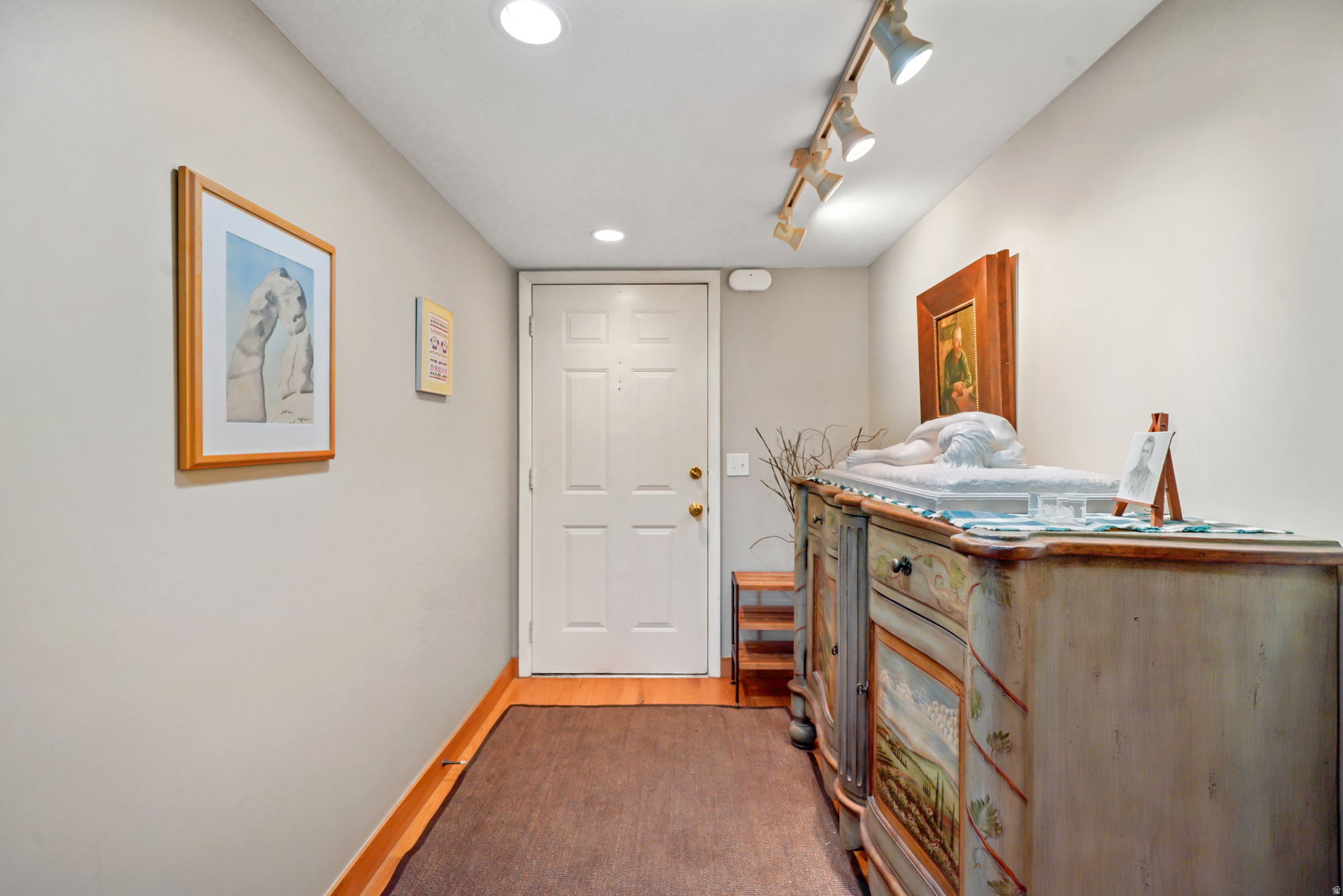 DONNER CREST - Residential