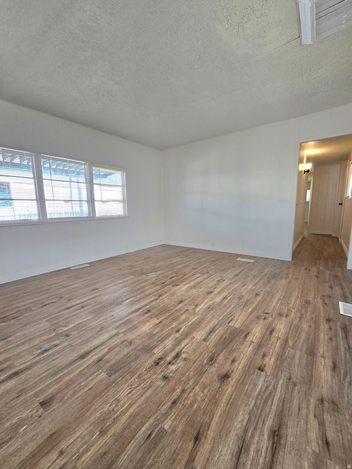 MAJESTIC OAKS - Residential