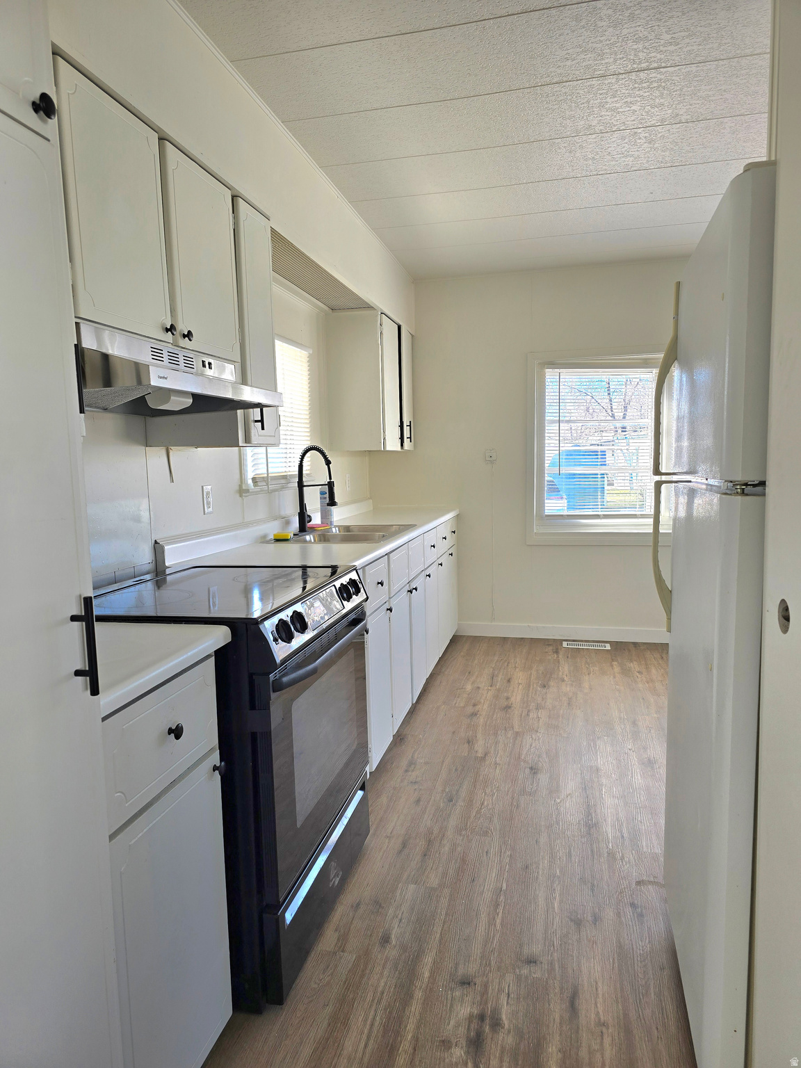 MAJESTIC OAKS - Residential