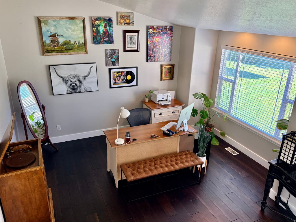 Photo of 831 W PAGES LN, West Bountiful, UT 84087 (MLS # 2164875)