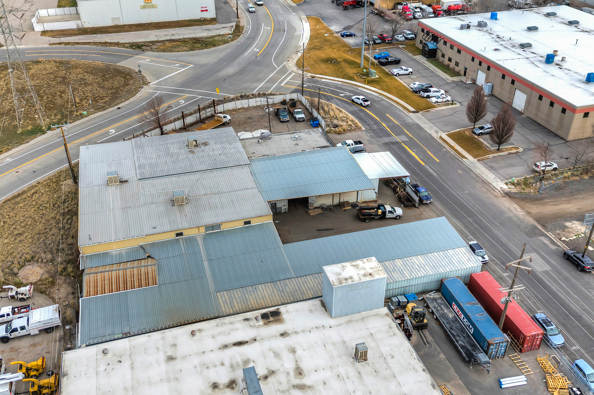 RADIUS CURVE - Commercial Sale