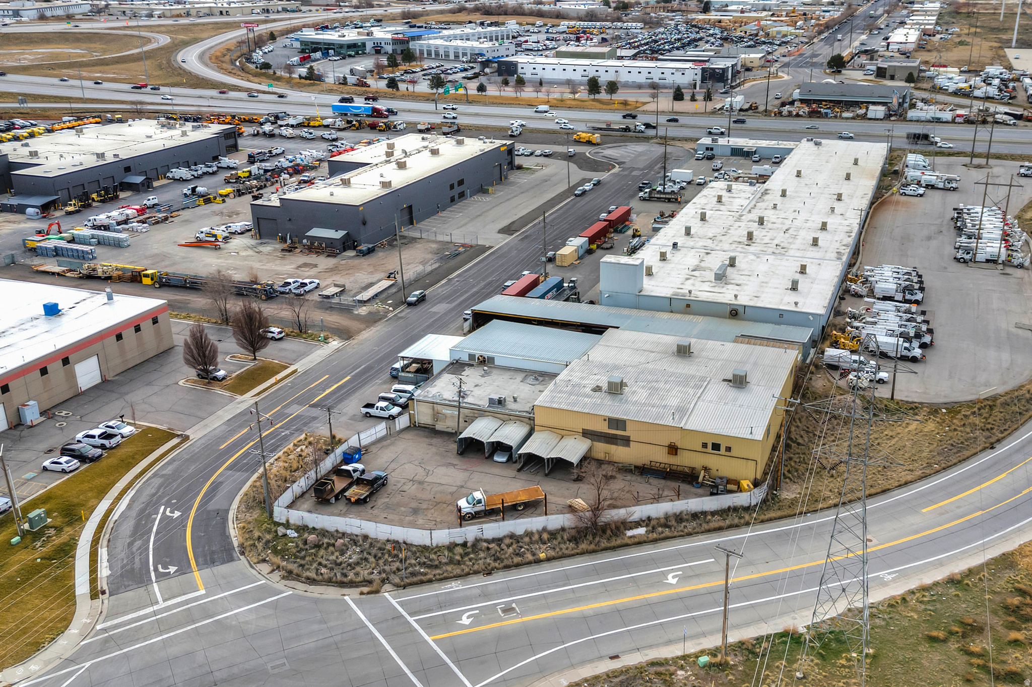 RADIUS CURVE - Commercial Sale