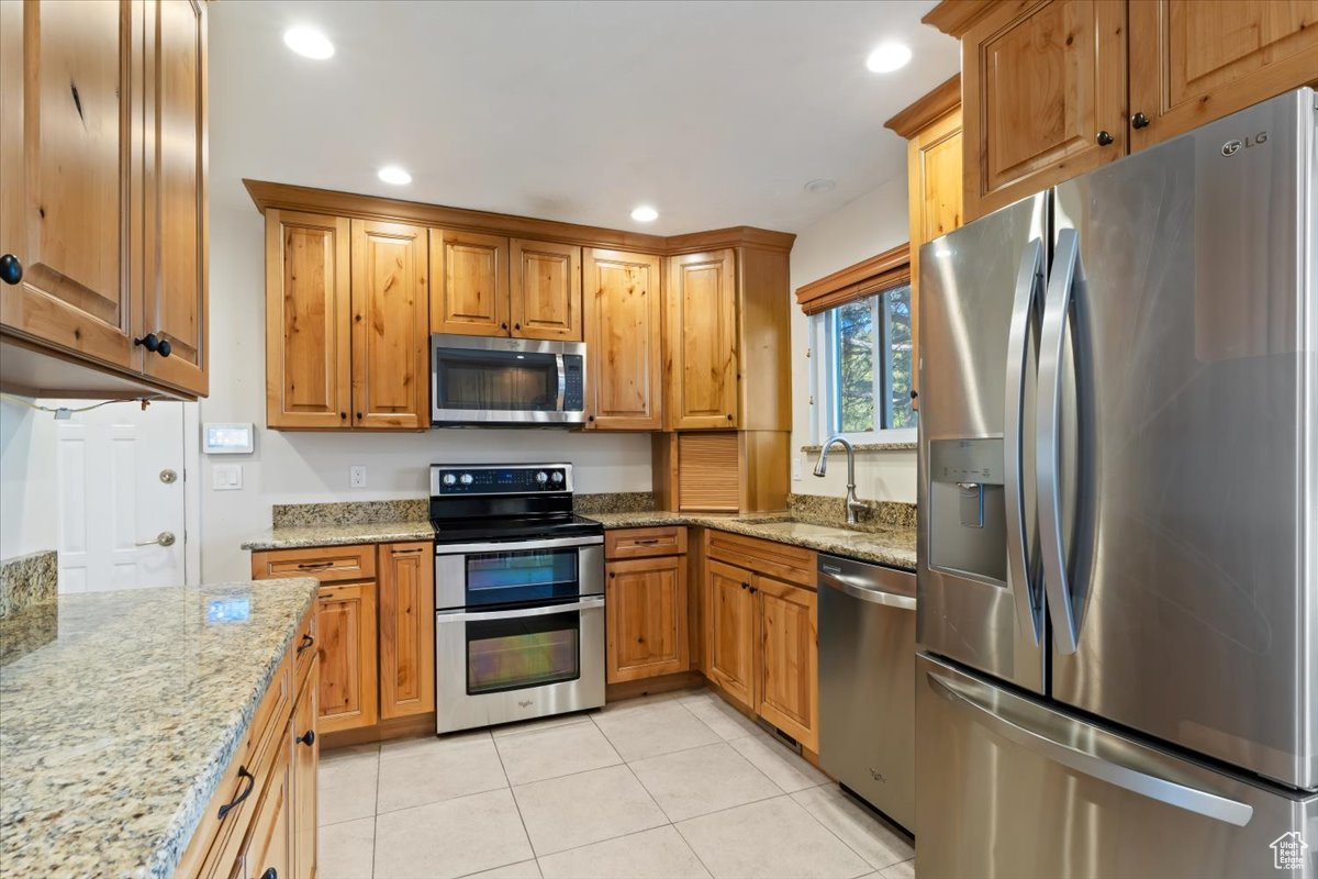 PUEBLO DEL - Residential