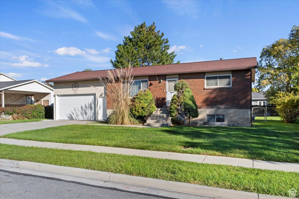 PUEBLO DEL - Residential