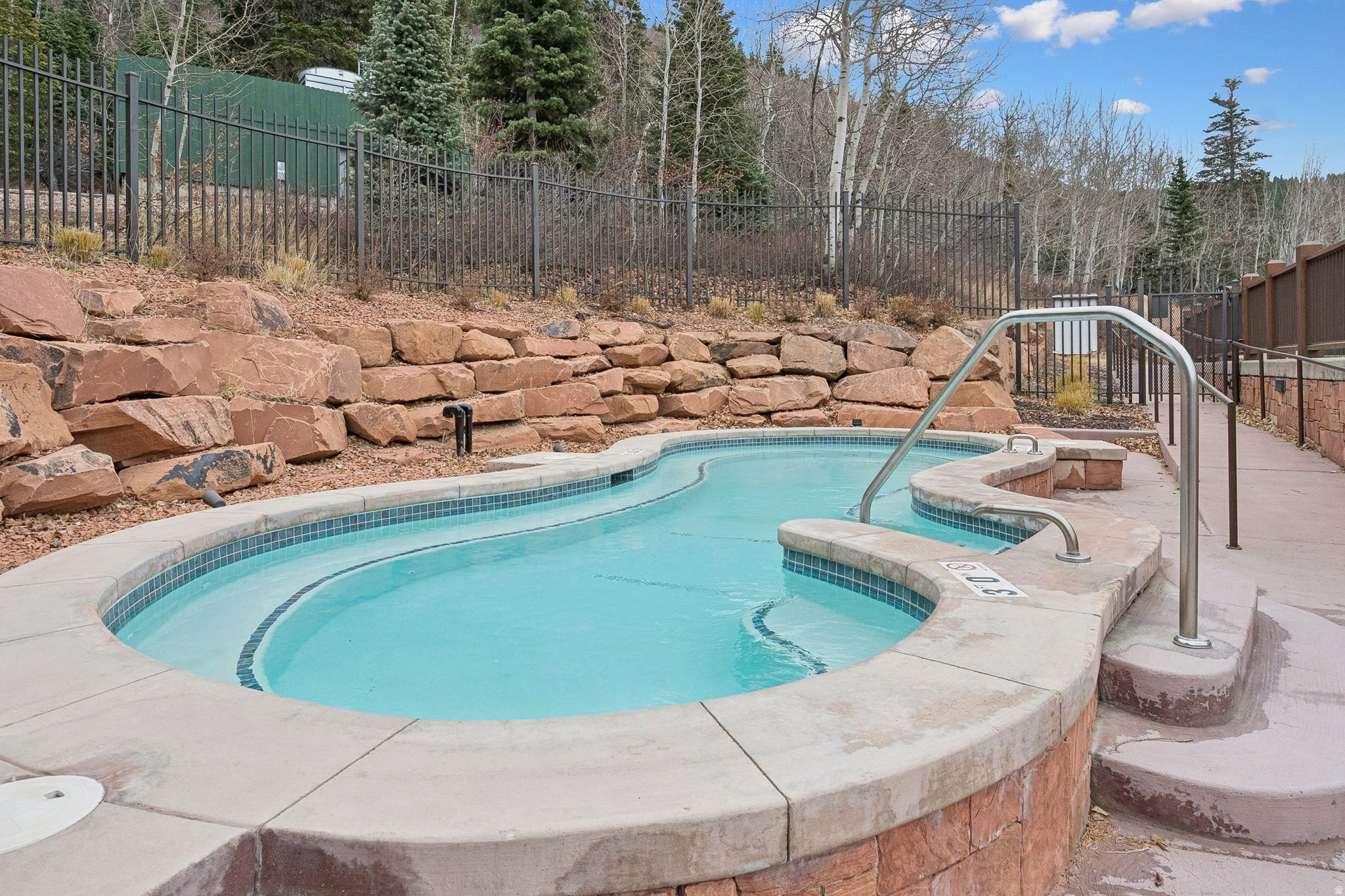 LODGES AT DEER VALLEY CONDO - Residential