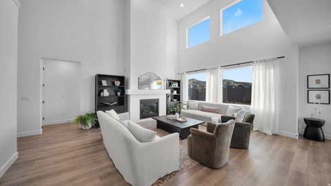 Tiny photo for 324 N RHYOLITE DR #87, Hurricane, UT 84737 (MLS # 2132794)