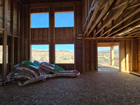 Tiny photo for 324 N RHYOLITE DR #87, Hurricane, UT 84737 (MLS # 2132794)