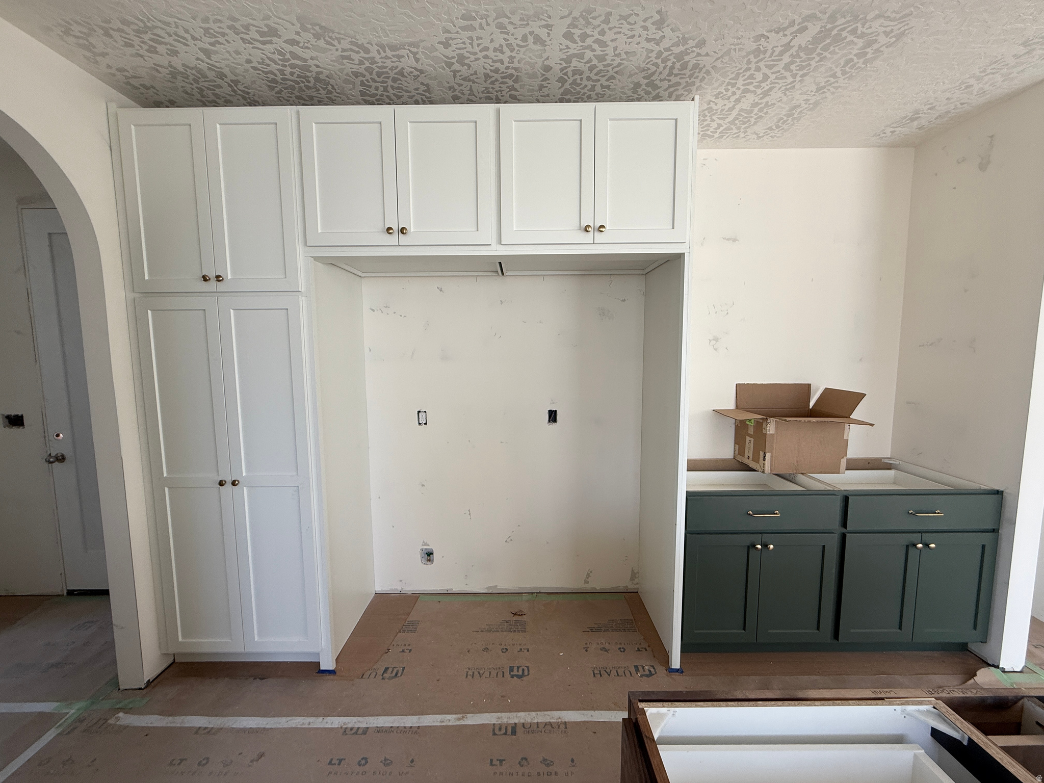 BELMONT WEST - Residential