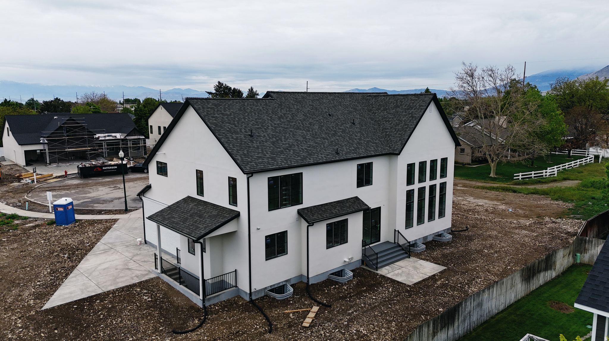 BELMONT WEST - Residential