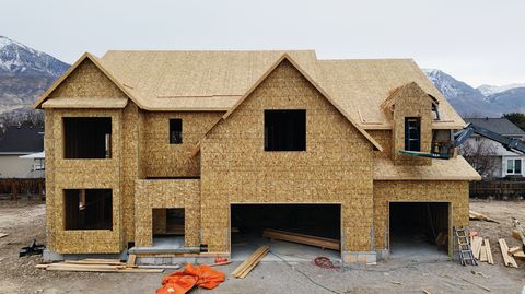 Photo of 1547 N 275 W #5, Orem, UT 84057 (MLS # 2136400)