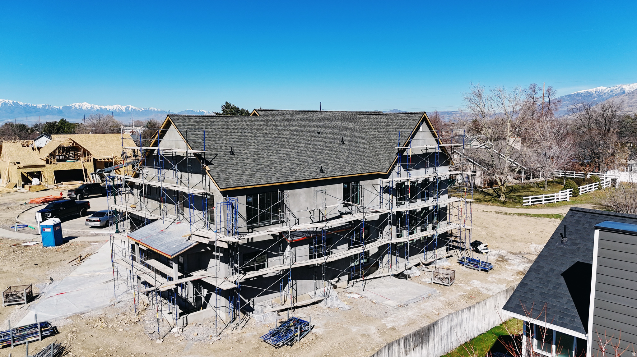 BELMONT WEST - Residential