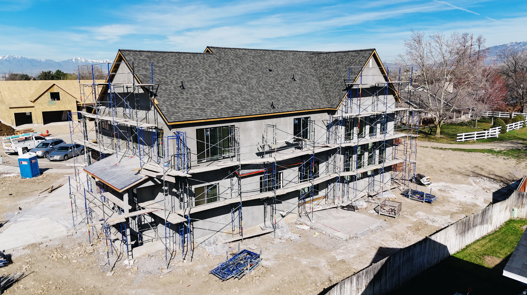 BELMONT WEST - Residential