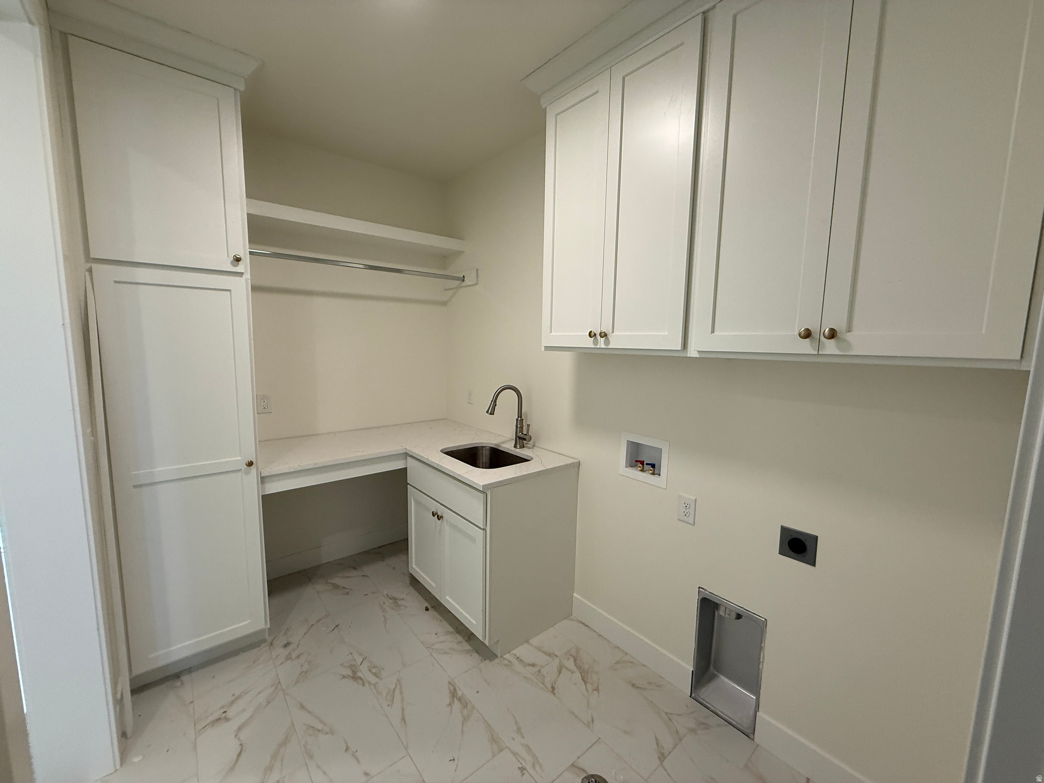 BELMONT WEST - Residential