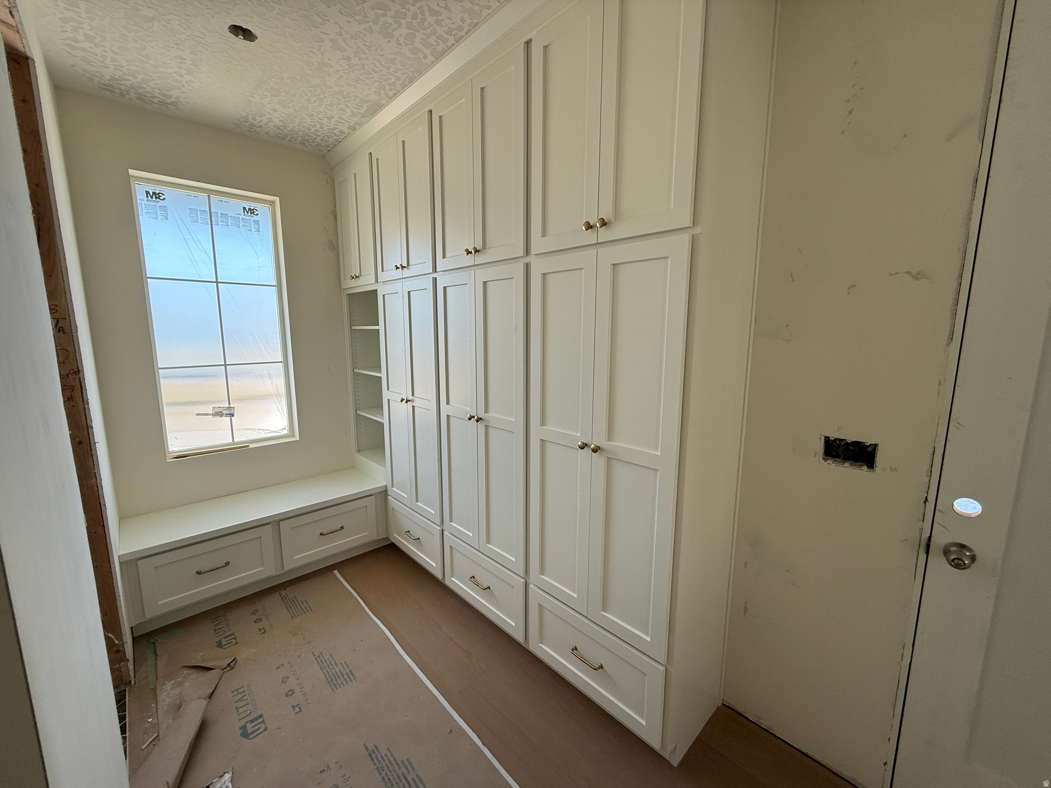 BELMONT WEST - Residential