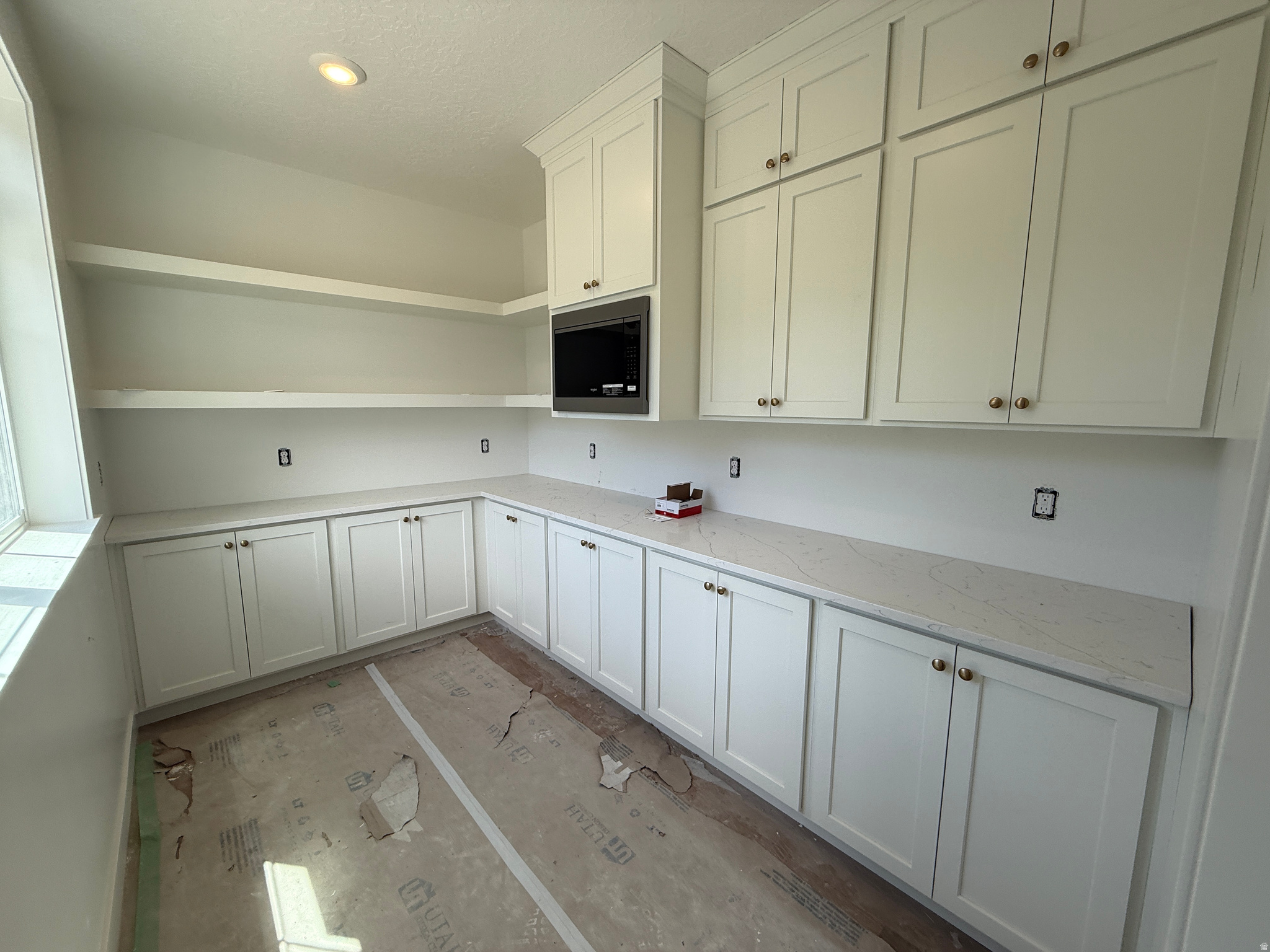 BELMONT WEST - Residential