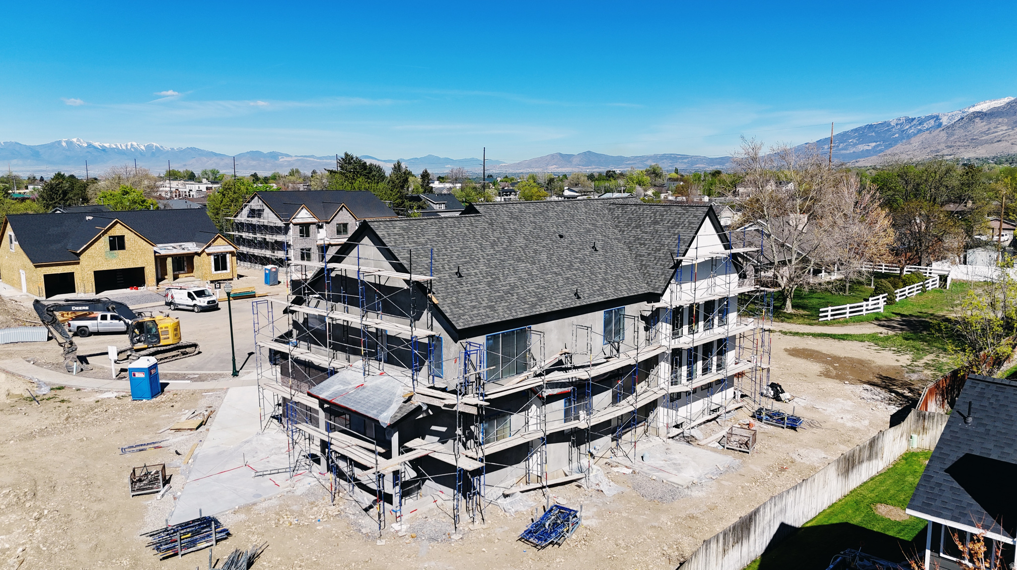 BELMONT WEST - Residential